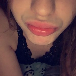 Meet your Posher, Abigail